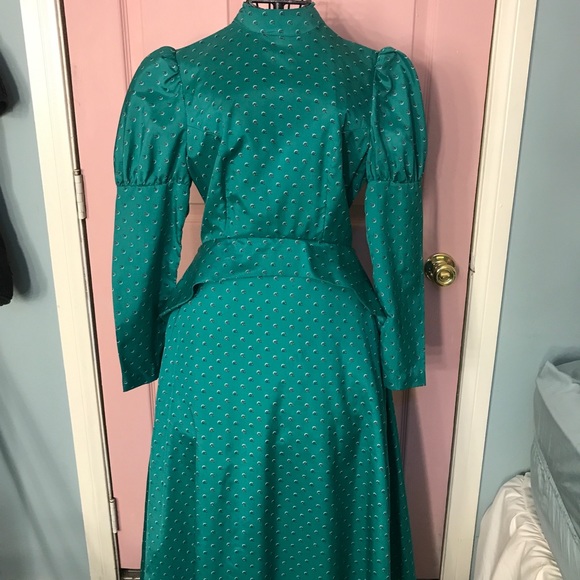 Vintage Victorian Style Colonial Style Dress - Picture 1 of 4
